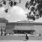 PAN TU NIE STAŁ, CZYLI O BUDYNKACH SZYBKO ZNIKAJĄCYCH